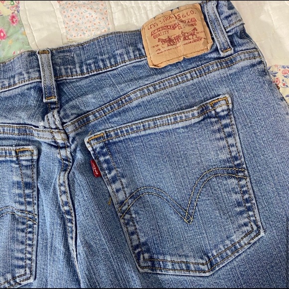 Levi’s 550 High Waisted Jeans - Picture 6 of 7